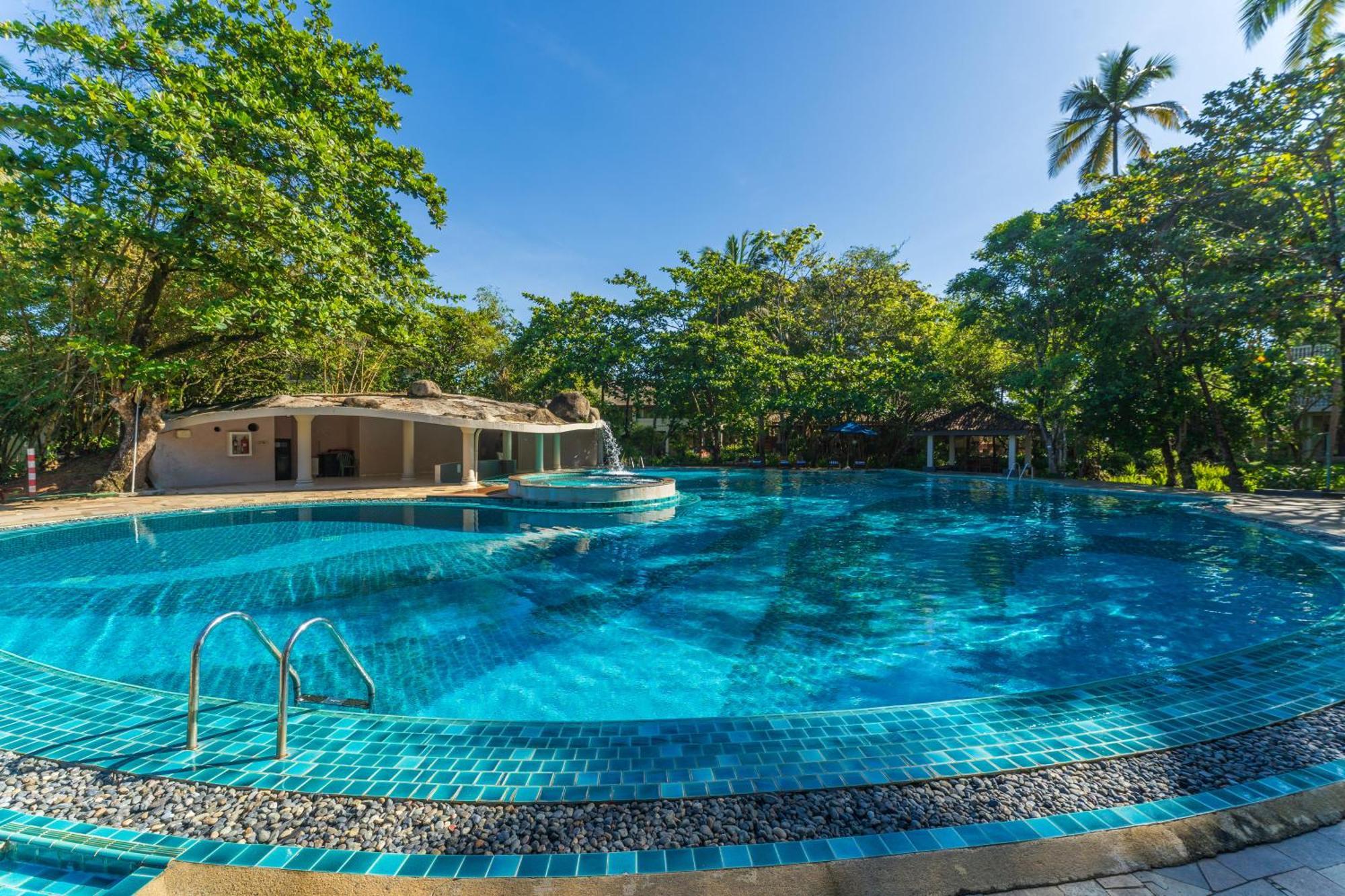 וואדואה Siddhalepa Ayurveda Resort - All Meals, Ayurveda Treatment And Yoga מראה חיצוני תמונה