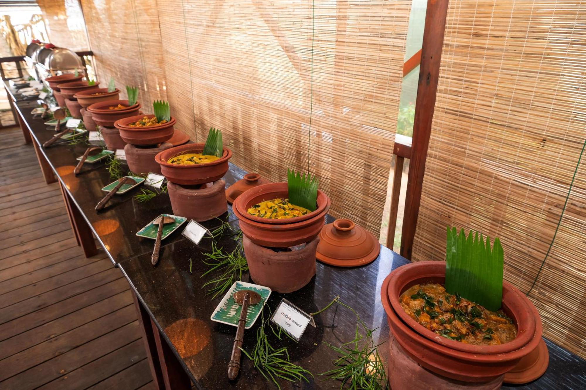 וואדואה Siddhalepa Ayurveda Resort - All Meals, Ayurveda Treatment And Yoga מראה חיצוני תמונה