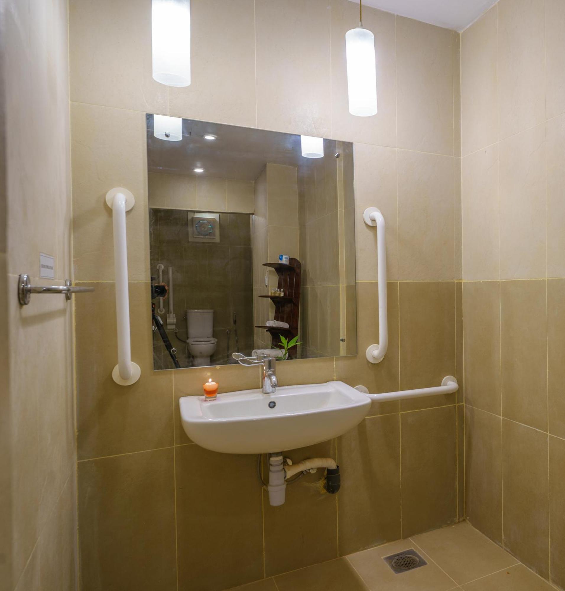 וואדואה Siddhalepa Ayurveda Resort - All Meals, Ayurveda Treatment And Yoga מראה חיצוני תמונה